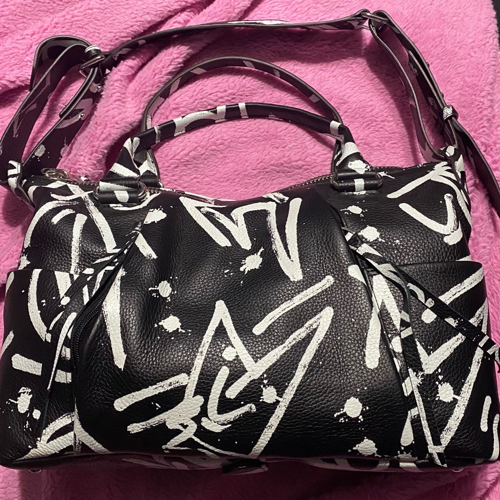 Aimee Kestenberg Tametha graffiti handbag